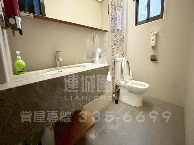 台南安平透天-12