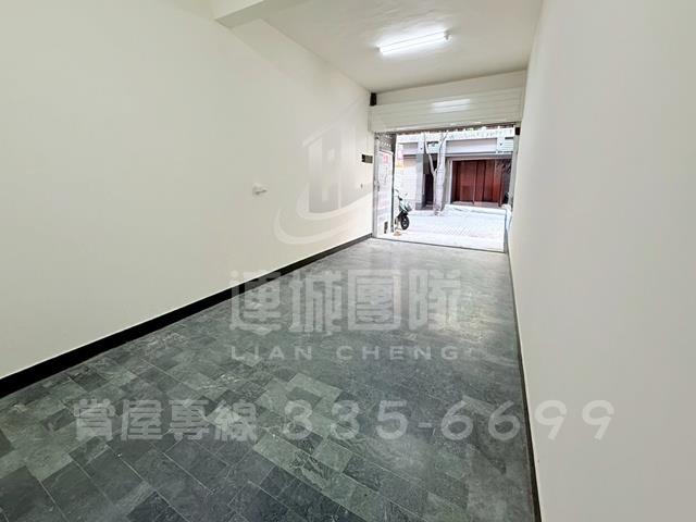 台南東區透天-1