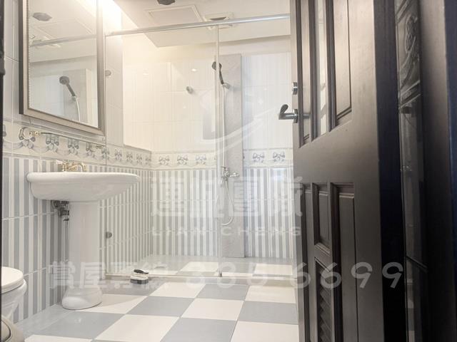 台南東區透天-11